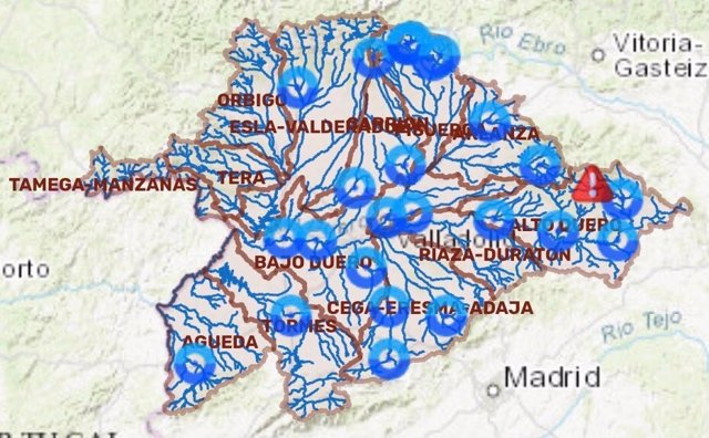 Riesgo importante por el caudal del río Revinuesa, a su paso por Vinuesa (Soria)