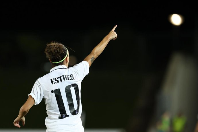Archivo - Esther Gonzalez of Real Madrid celebrates a goal during the football qualifying match of UEFA Womens Champions League, LP Group 4, played between Real Madrid and SK Sturm Graz Damen at Alfredo Di Stefano stadium on August 18, 2022 in Valdebeb