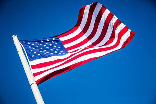 Archivo - Bandera de Estados Unidos