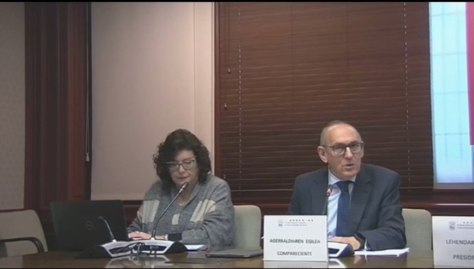 Itziar Gonzalo y Ramiro González, en su comparecencia de este martes en las Juntas Generales de Álava