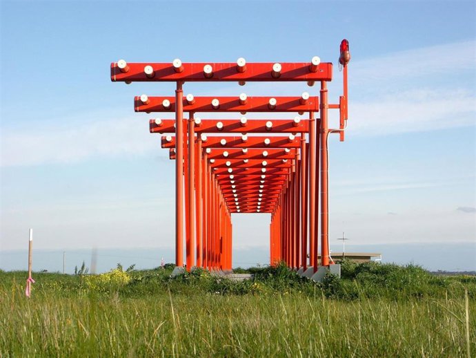 Indra se adjudica por 15 millones la implantación de sistemas de navegación aérea en 17 aeropuertos africanos