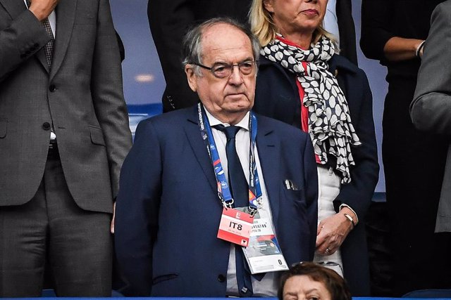 Archivo - El presidente de la Federación Francesa de Fútbol, Noel Le Graët, durante el Mundial de Catar