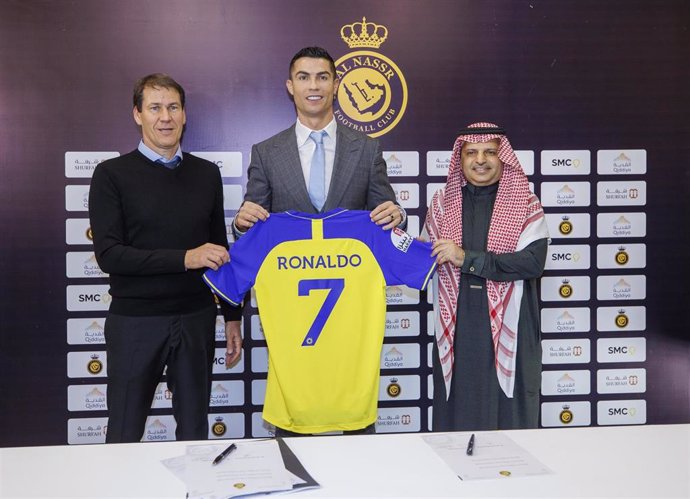 El delantero portugués Cristiano Ronaldo en su presentación como jugador del Al Nassr.