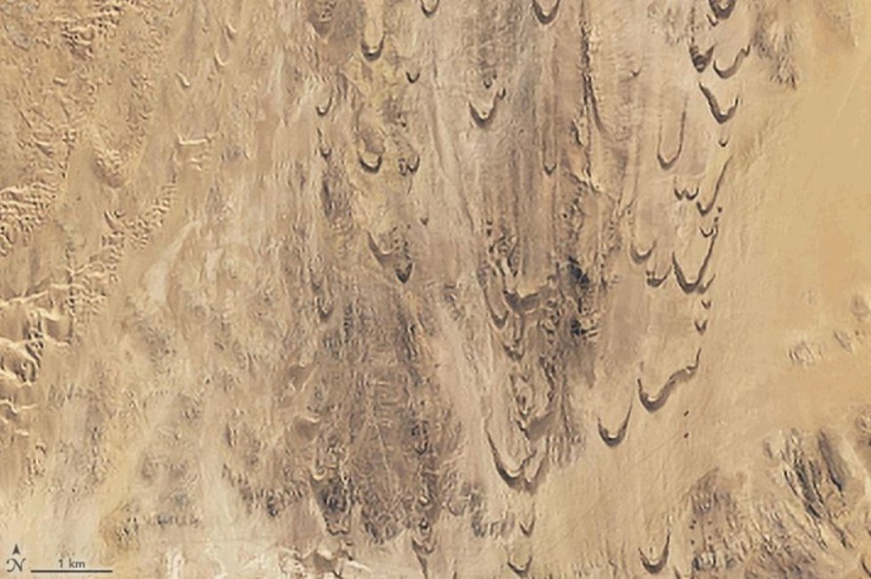Imagen de dunas en movimiento en el desierto de Namib