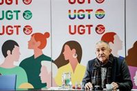 Álvarez (UGT) insiste en subir el SMI a 1.100 euros y deja la puerta abierta a una revisión a mitad de año