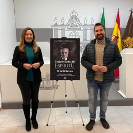 La alcaldesa de La Carolina, Yolanda Reche, y el concejal de Cultura y Urbanismo, Marcos Antonio García