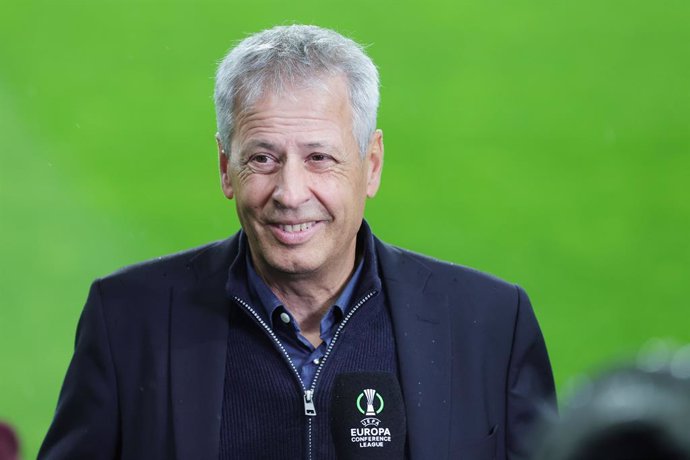 Archivo - Coach Lucien Favre of Nice during the UEFA Conference League, Group D football match between FC Koln and OGC Nice on November 3, 2022 at RheinEnergieStadion in Koln, Germany - Photo Ralf Ibing / firo Sportphoto / DPPI