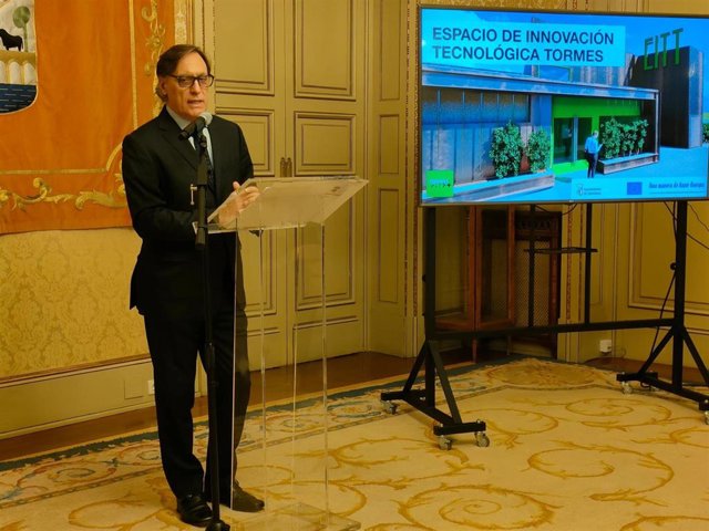 El alcalde de Salamanca, Carlos García Carbayo, este martes en rueda de prensa.