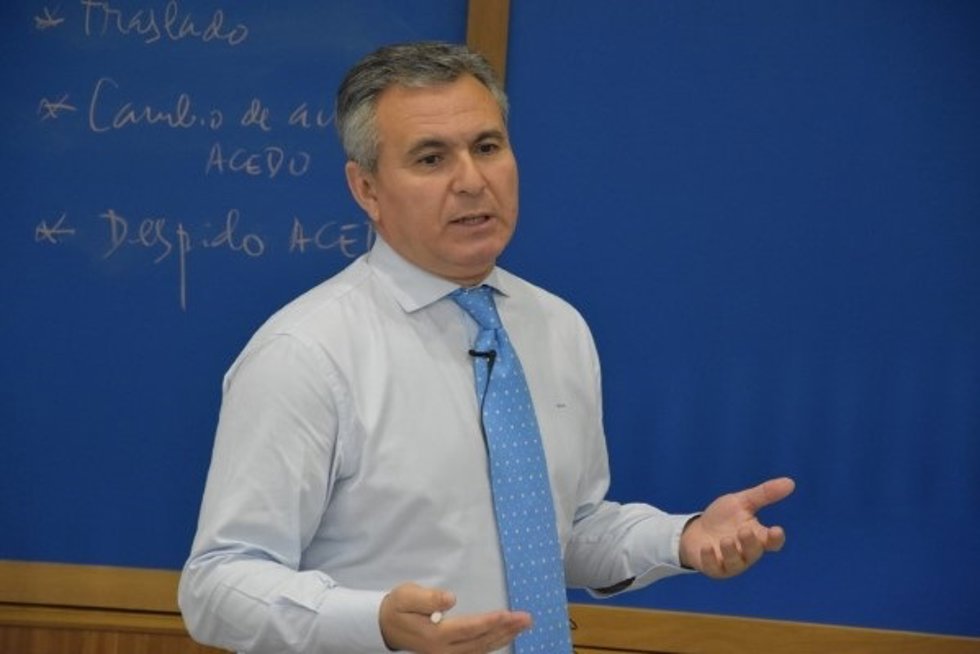El coordinador del Programa de Transformación Directiva del Instituto de Posgrado CEU Andalucía, José Antonio Caballero.