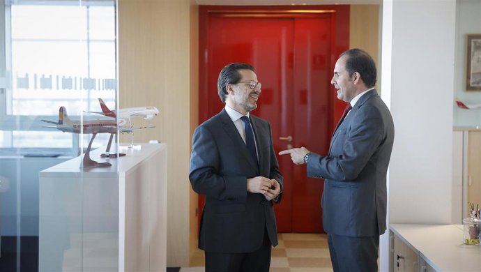 El consejero de Economía, Hacienda y Empleo de la Comunidad de Madrid, Javier Fernández-Lasquetty, tras la entrega del reconocimiento Madrid Excelente a Iberia