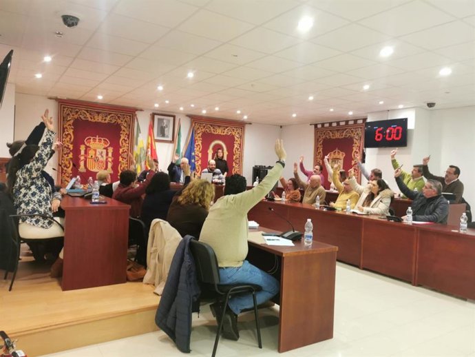 Pleno en el Ayuntamiento de Bormujos, en Sevilla.