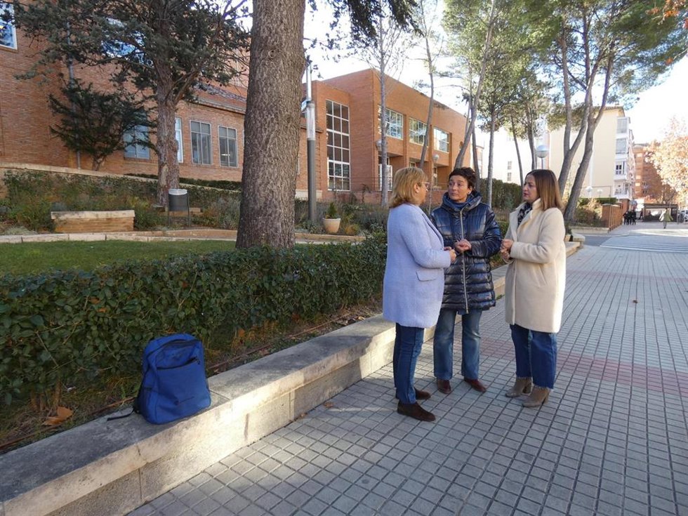 Ana Marín, junto a Carmen Pobo y Rosa María Sánchez