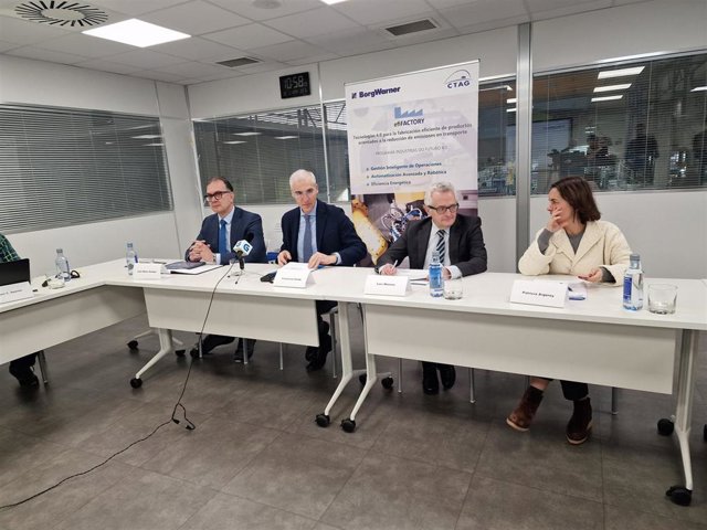 De izqueirda a derecha, José María Salazar, Francisco Conde, Luis Moreno y Patricia Argerey, en la rueda de prensa de este martes.
