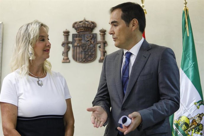 Archivo - El consejero de Justicia y Administración Local y Función Pública, José Antonio Nieto, se reúne con la Fiscal Superior de Andalucía, Ana Tárragoa 01 de septiembre del 2022 en Granada (Andalucía, España) (Foto de archivo).