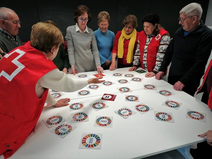 Cruz Roja organiza nuevas actividades y visitas dirigidas a las personas mayores en Valladolid