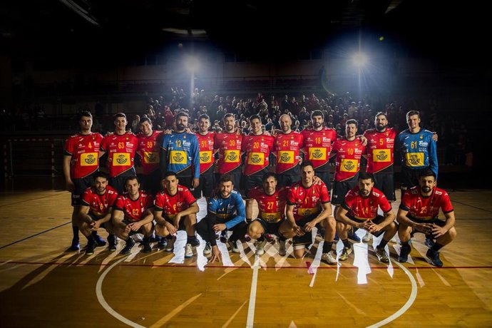 Los 'Hispanos' lanzan un anuncio para apoyarles en el Mundial de Suecia y Polonia.