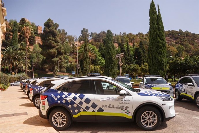 Archivo - Vehículos de la Policía Local de Málaga