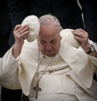 El Papa tacha de "atrocidad" abandonar o marginar a los enfermos