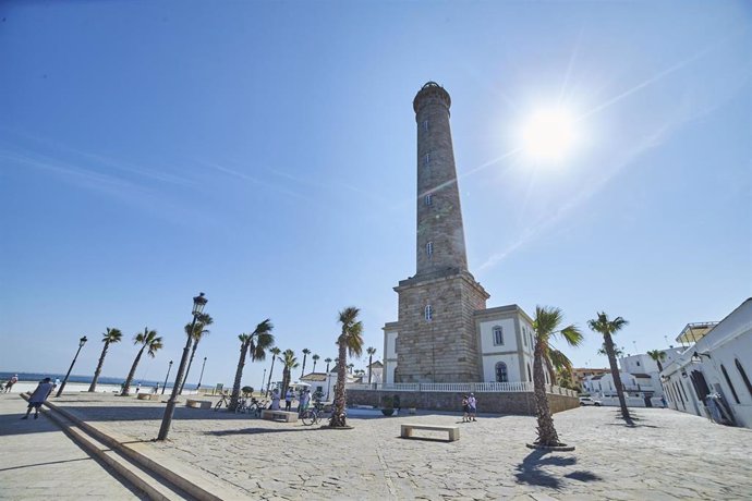 Archivo - Vista del Faro de Chipiona (Cádiz)