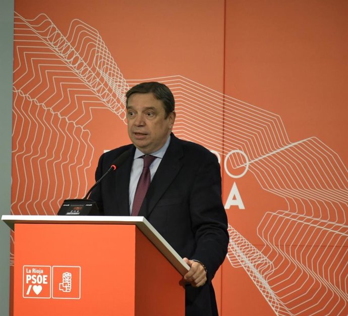 El ministro de Agricultura, Luis Planas en un acto público en Villamediana de Iregua (La Rioja)