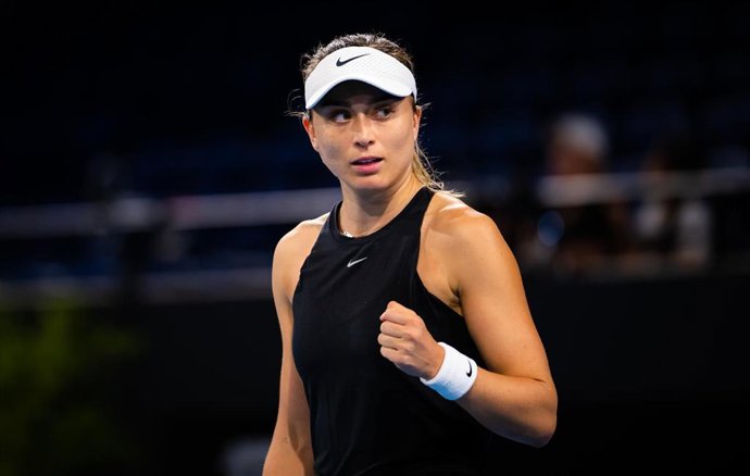 La tenista española Paula Badosa celebra un punto durante un partido