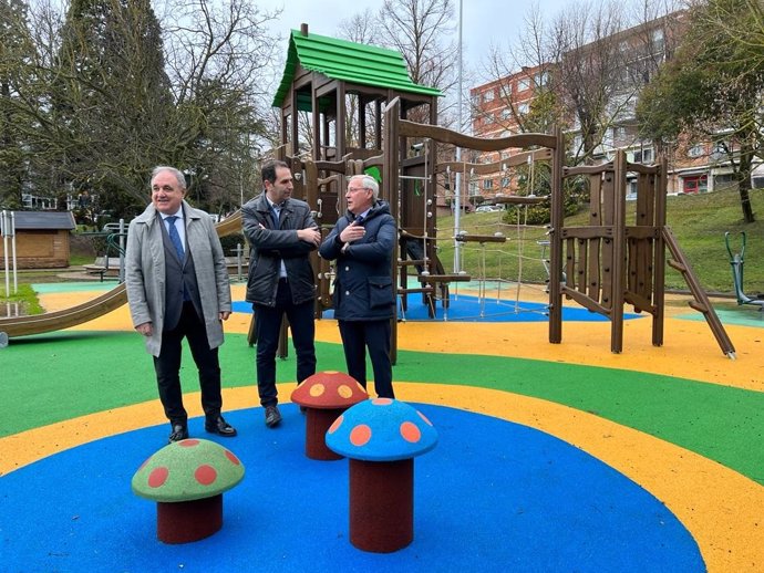 Ayuntamiento de Palencia y Junta renuevan el parque de las Huertas del Obispo.