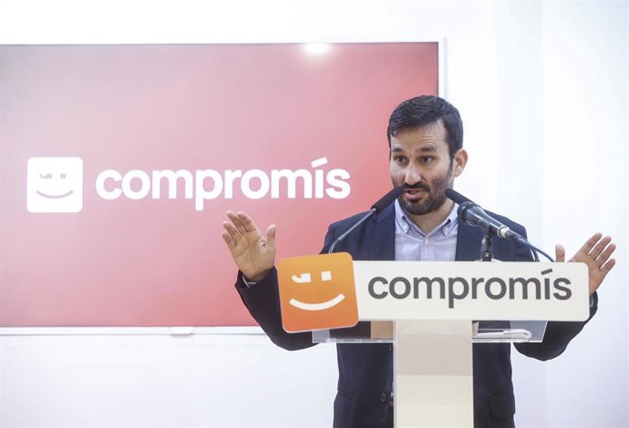 Archivo - El portavoz adjunto de Compromís en Les Corts Vicent Marz