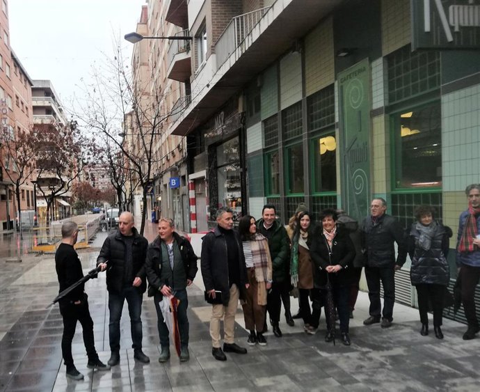 PP pide medidas "urgentes" para Cien Tiendas, como resolver el contrato con la empresa de obras o exenciones fiscales