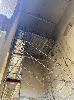 Ya se han instalado los andamios en la Nave del Lagarto, en la Catedral de Sevilla.