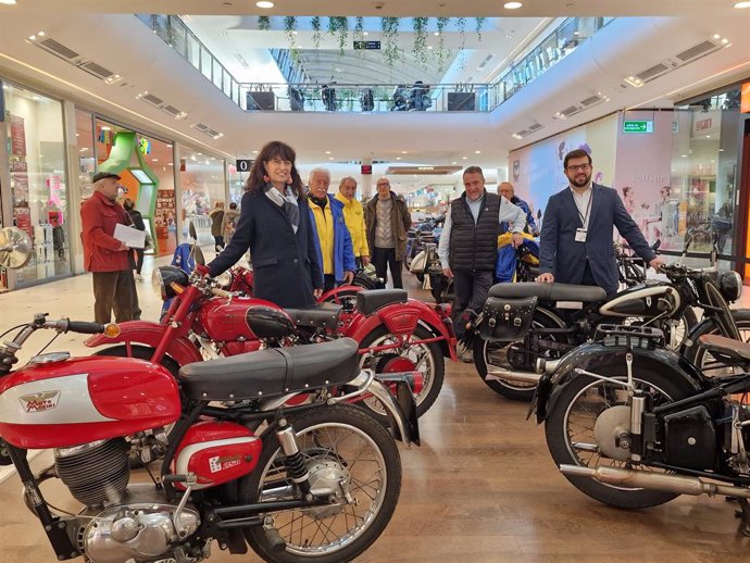 Inauguración exposición motos Vallsur- Pingüinos 2023