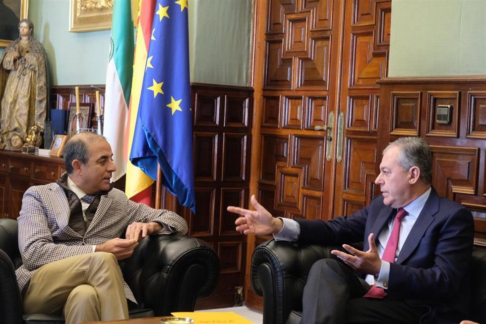Reunión Rector José Luis Sanz