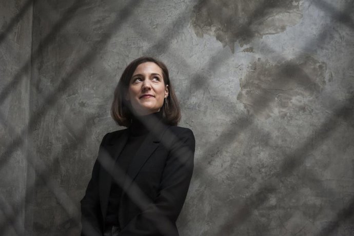 La cineasta Carla Simón posa para Europa Press en Barcelona