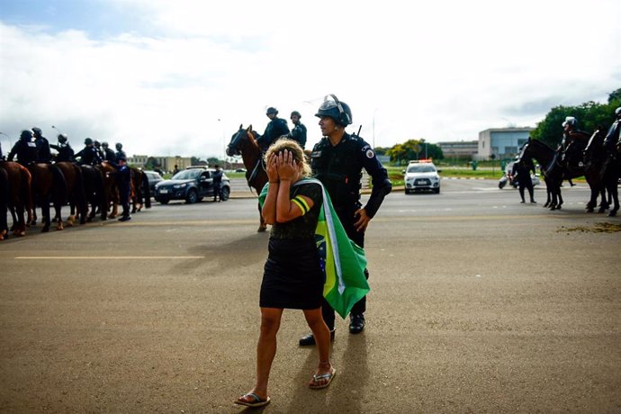 Despliegue policial en Brasilia tras el asalto a varias instituciones