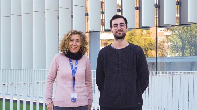 Los investigadores del BSC Marta Melé y José Miguel Ramírez, co-autores del estudio