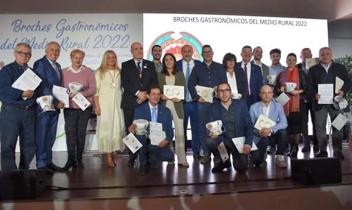 Segunda edición de los galardones 'Broches Gastronómicos del Medio Rural' celebrada en Casas de Lázaro