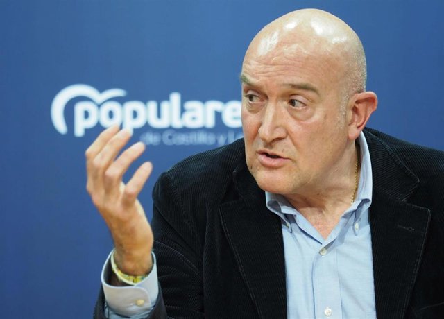 El próximo candidato a la Alcaldía de Valladolid y consejero de Presidencia de la Junta, Jesús Julio Carnero.