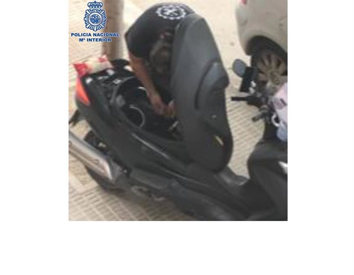 Imagen del detenido, en una captura durante una de las supuestas ventas