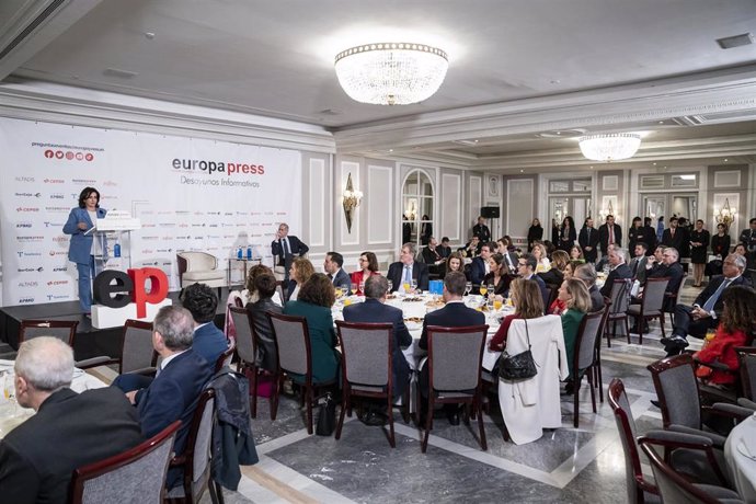 Vista general de la intervención de la presidenta del Gobierno de La Rioja, Concha Andreu, durante un desayuno informativo de Europa Press, en el Hotel Rosewood Villa Magna, a 12 de enero de 2023, en Madrid (España).