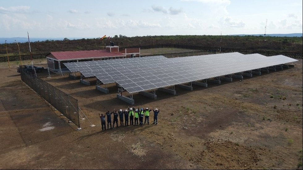 Planta híbrida solar en Bolivia