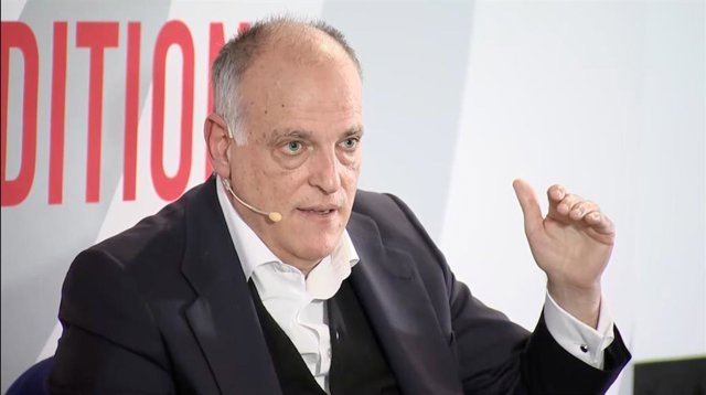 Javier Tebas, presidente de LaLiga, durante su participación en Bruselas en una jornada sobre la defensa del actual modelo del fútbol europeo.
