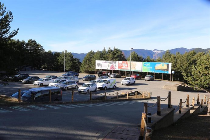 Uno de los estacionamientos de Naturland donde se ubicaran las marquesinas con las placas solares.
