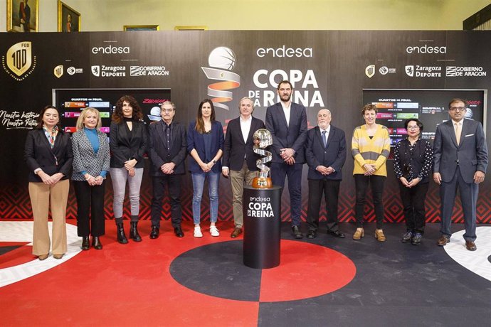 El Salón de Recepciones del Ayuntamiento de Zaragoza acoge el sorteo de los emparejamientos de Copa de la Reina, que se celebrará en el Pabellón Príncipe Felipe del 30 de marzo al 2 de abril.