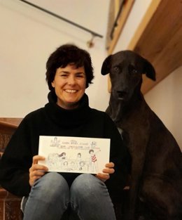 Archivo - La ilustradora Sonsóles Yáñez, autora de 'Todo eran risas hasta que cerraron los bares'.