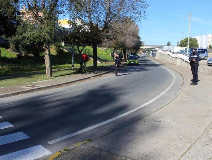 Vial de acceso a San  Juan desde la autovía A-8058