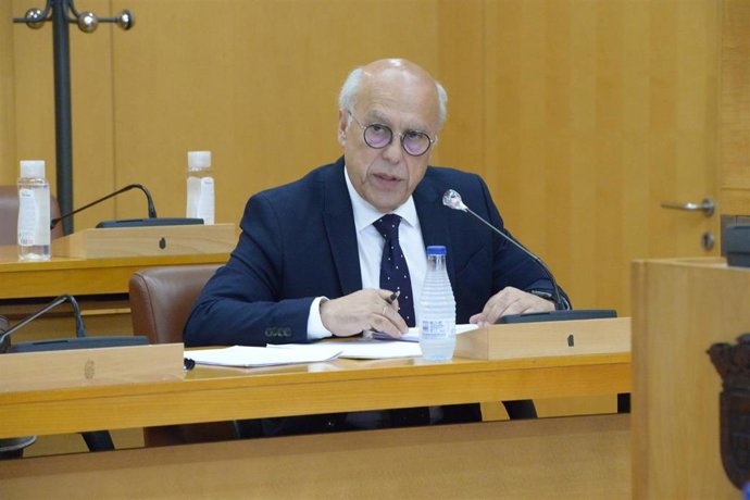 Archivo - El consejero de Sanidad de Ceuta, Javier Guerrero, en una imagen de archivo