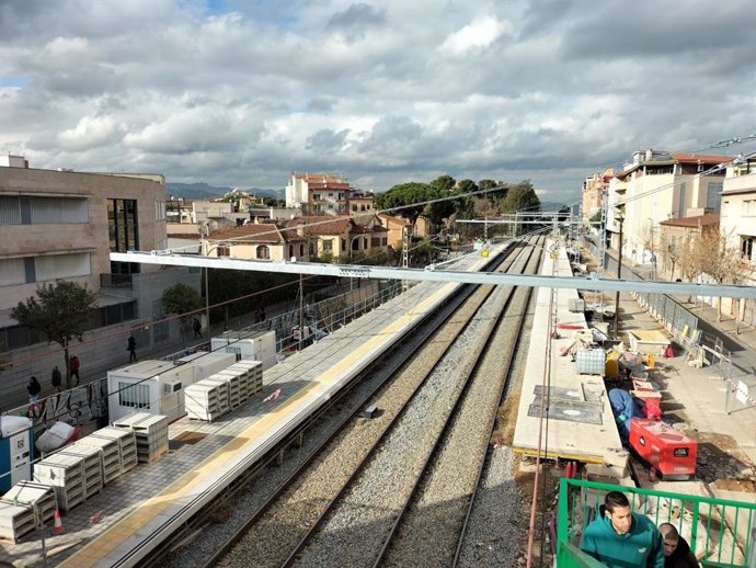 Obras de la estación provisional de Sant Feliu de Llobregat (Barcelona)
