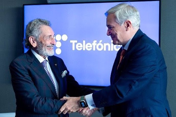 Carlos Mouriño, presidente RC Celta, y Adrián García Nevado, director Empresas Telefónica España