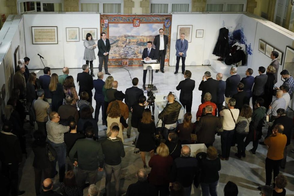 Muestra en el Palacio Provincial sobre los 200 años de Almería y su Diputación