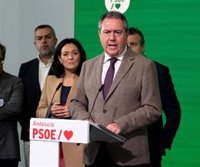 Espadas pregunta a Moreno si ve "intolerable" que el Gobierno PP-Vox en Castilla y León "violente derechos de mujeres"