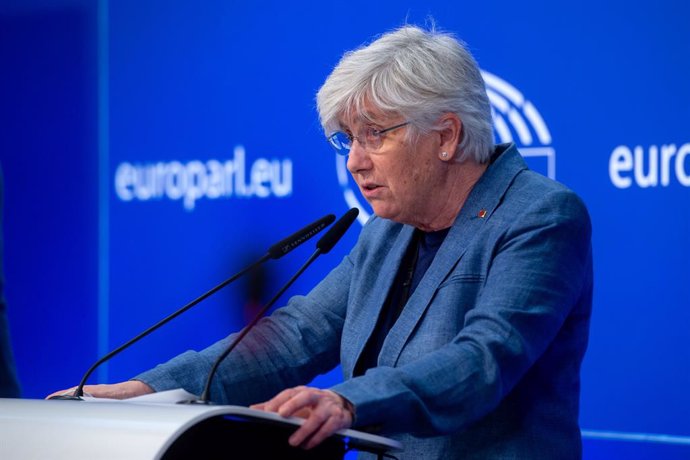 Archivo - HANDOUT - 03 June 2021, Belgium, Brussels: Catalan MEP Clara Ponsati holds a press conference regarding her immunity at the European Parliament in Brussels. Photo: Jan Van De Vel/European Parliament/dpa - ATTENTION: editorial use only and only